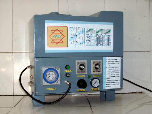 Automatic gas filling device